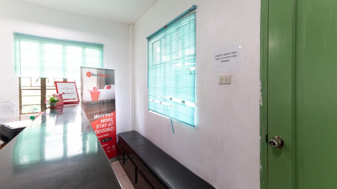 Reddoorz @ Picas Sagkahan Таклобан Екстериор снимка